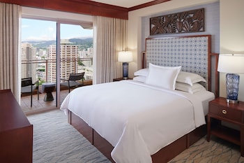 Suite, 2 Bedrooms, Accessible (Penthouse, Hearing, Roll-in Shower)
