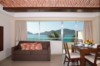 Superior Suite with Kitchenette, Sea View