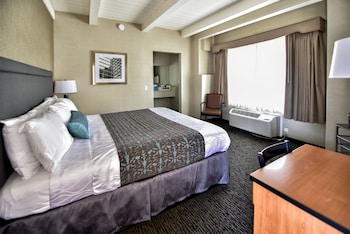 Deluxe Room, 1 King Bed