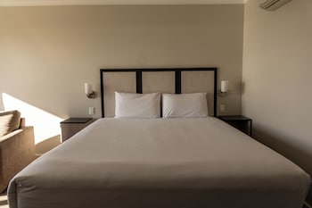 Seaview Room