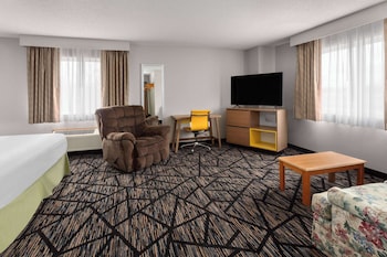 Suite, 1 King Bed, Refrigerator & Microwave