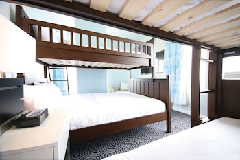 Villa, 4 Bedrooms, Balcony, Oceanfront
