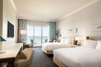 Deluxe Double Room, 2 Queen Beds, Balcony, Oceanfront