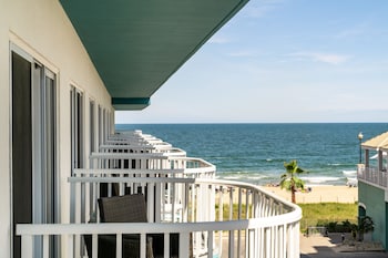 Double Room, 2 Queen Beds, Balcony, Partial Ocean View