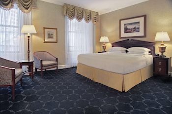 Deluxe Room, 1 King Bed