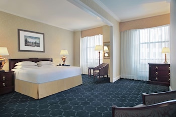 Deluxe Room, 1 King Bed