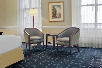 Deluxe Room, 1 King Bed (High Floor)