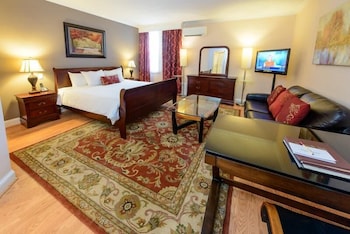 Suite, 1 King Bed with Sofa bed, Refrigerator