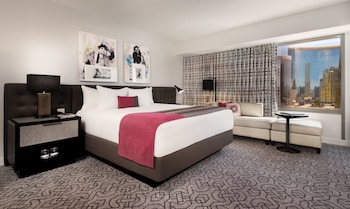 Ultra Hip Room, 1 King Bed, City View Non Smoking
