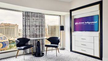 Ultra Resort Vista Room, 1 King Bed, Non Smoking (Newly Renovated)