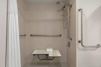 Standard Room, 1 King Bed, Accessible