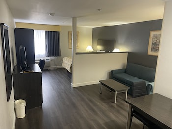 Business Room, 1 Queen Bed with Sofa bed
