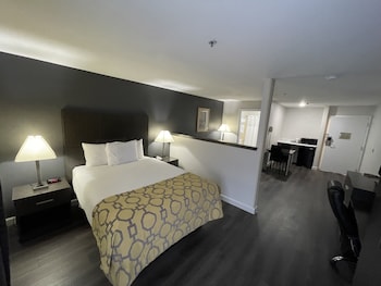 Business Room, 1 Queen Bed with Sofa bed