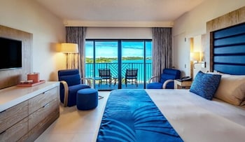 Oceanfront Superior King