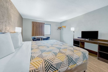 Standard Room, 1 King Bed, Non Smoking