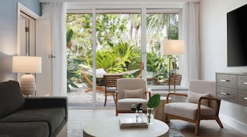 Deluxe Oasis 2 Bedroom Suite