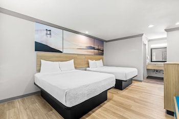 Standard Room, 2 Queen Beds