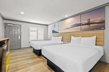 Standard Room, 2 Queen Beds