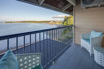 2 Queen Beds, Ocean View, Non Smoking