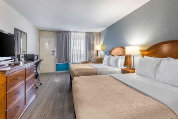 Standard Room, 2 Double Beds, Smoking