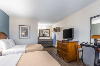Standard Room, 2 Double Beds, Smoking