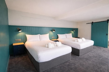 Family Quadruple Room, Multiple Beds
