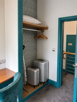 Junior Suite, 1 King Bed