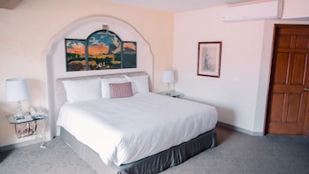 Master Suite King