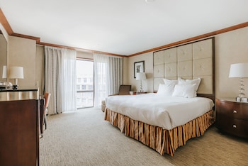 Superior Room, 1 King Bed