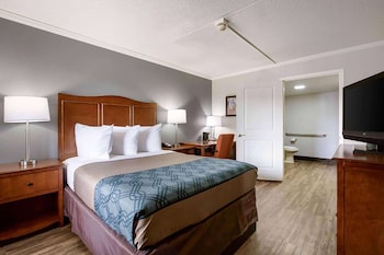 Room, 1 Queen Bed, Accessible, Non Smoking (Bathtub)