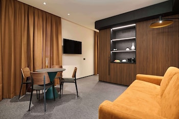 Executive Room, 1 Queen Bed
