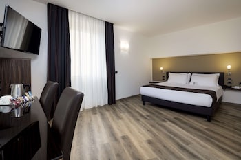 Superior Room, 1 King Bed
