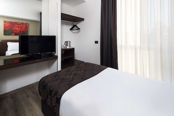 Comfort Twin Room, 2 Bathrooms