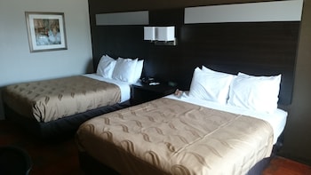 Standard Room, 2 Queen Beds, Smoking