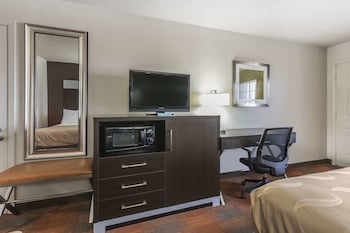 Standard Room, 2 Queen Beds, Smoking
