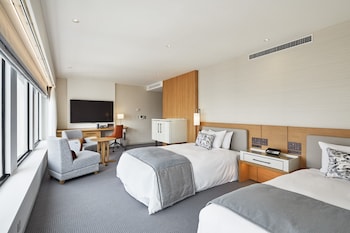 Luxury Deluxe Twin, Non Smoking (Universal Design)