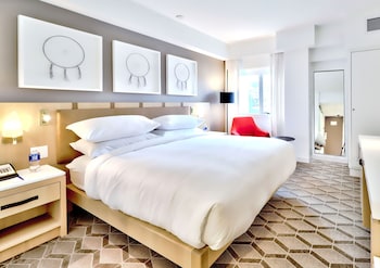 Room, 1 King Bed, City View
