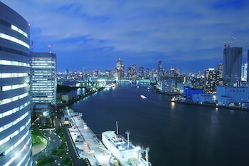 Classic Room, 1 King Bed, Club Lounge Access, River View