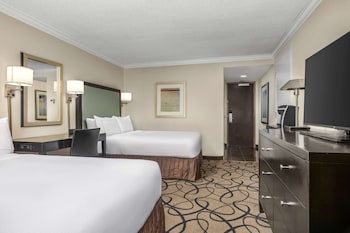 Room, 2 Double Beds (Chill)