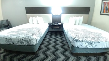 Standard Room, 2 Double Beds, Non Smoking, Refrigerator & Microwave (1st Floor)
