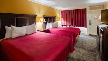Double Queen Room 2 Beds
