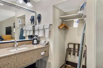 Standard Room, 2 Double Beds, Accessible, Non Smoking