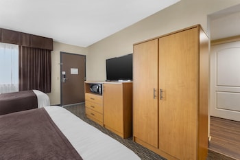 Standard Room, 2 Double Beds, Non Smoking, Kitchenette