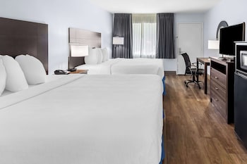 Standard Room, 2 Queen Beds, Smoking