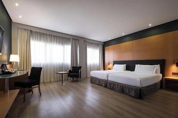 Superior Double Room Single Use (Parking Included)