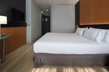 Double Room, Pool View