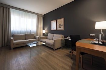 Junior Suite (1 Pax)