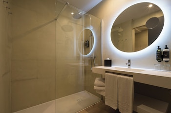Double Room, Pool View (Parking Included)