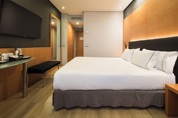 Double Room Single Use (Parking Included)