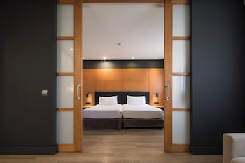 Junior Suite (1 Pax)